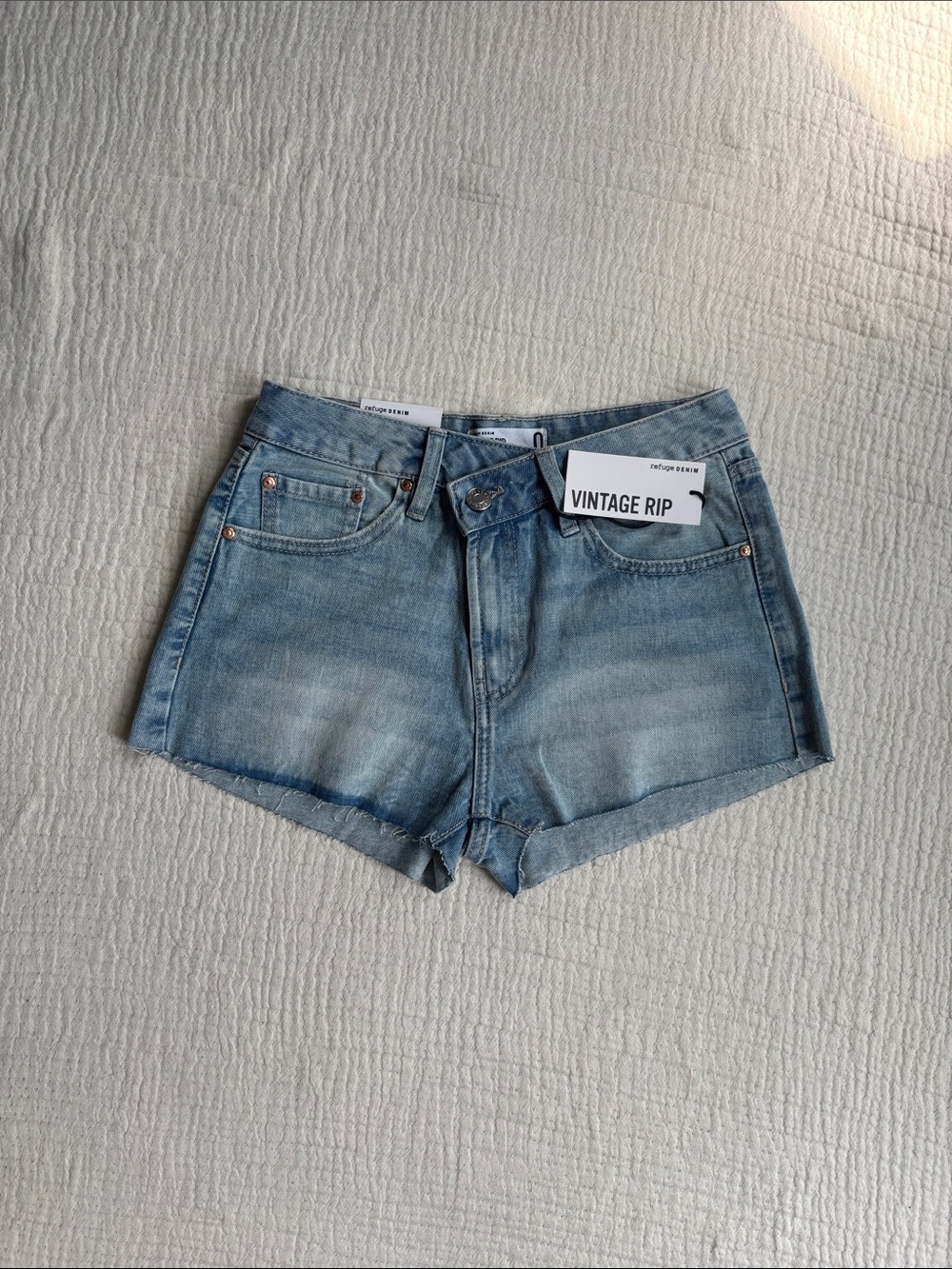 NWT refuge denim vintage rip mini shorts